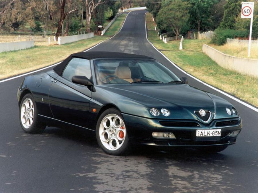  Alfa Romeo Spider (916S) 1999 года  (AU) (фото 8 из 14)